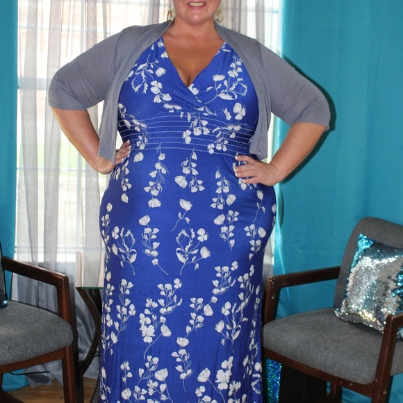 🟡Blue Floral Print Maxi Dress-Plus - Picture 10 of 10